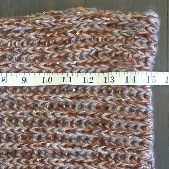 NWT Cozy Sparkly Infinity Scarf, 15" x 17" 🧡 - Picture 8 of 10